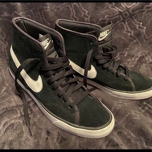 Nike Women’s Primo Court Suede Mid-Tops